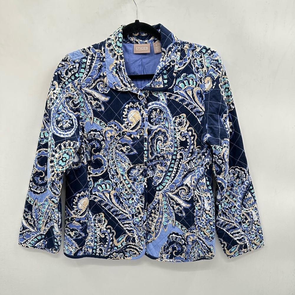 CHICOS 8 Blue paisley quilted lined woman coastal grandma quiet luxury jacket